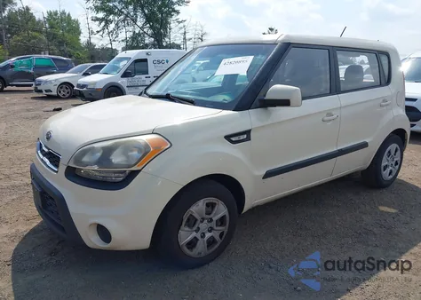 2012 Kia Soul z USA, uszkodzony, nr VIN KNDJT2A50C7435985